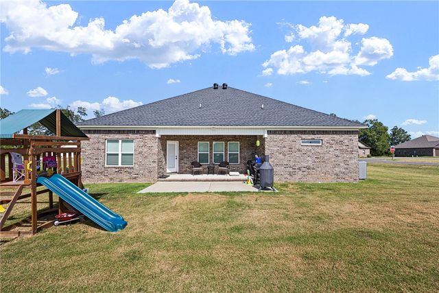 38 Sunset Boulevard, Morrilton, AR 72110