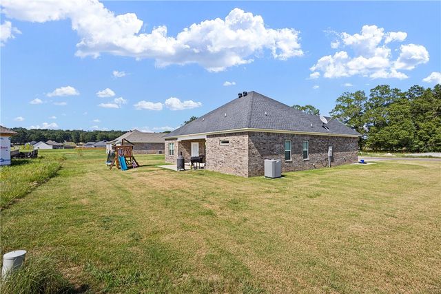 38 Sunset Boulevard, Morrilton, AR 72110