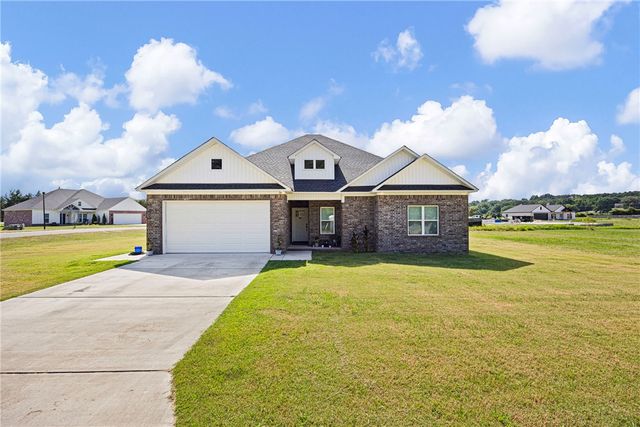 38 Sunset Boulevard, Morrilton, AR 72110