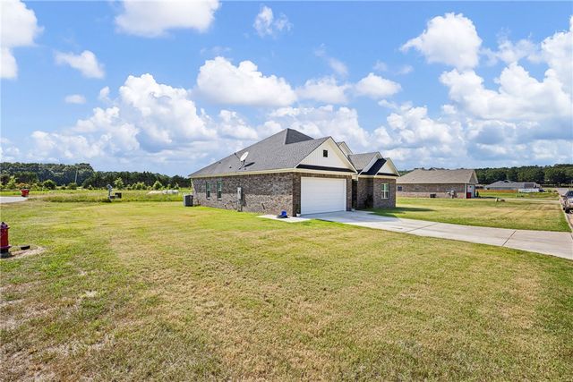 38 Sunset Boulevard, Morrilton, AR 72110