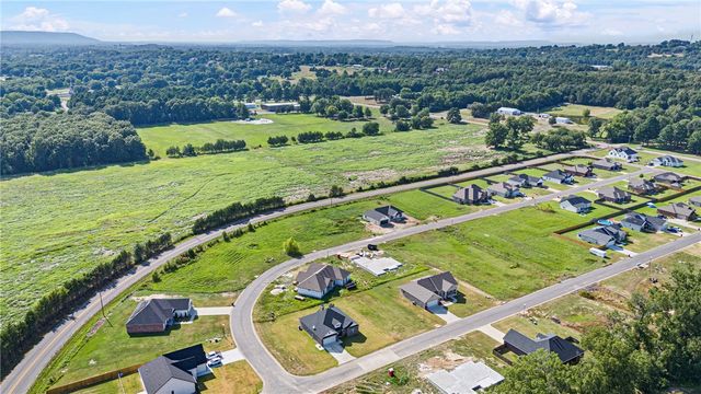 38 Sunset Boulevard, Morrilton, AR 72110