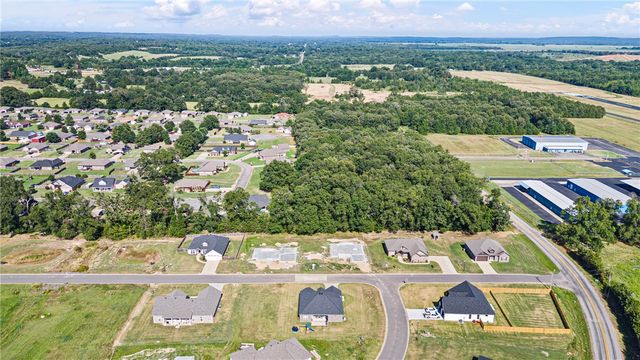 38 Sunset Boulevard, Morrilton, AR 72110