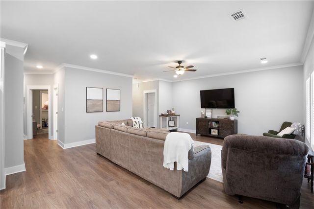 38 Sunset Boulevard, Morrilton, AR 72110