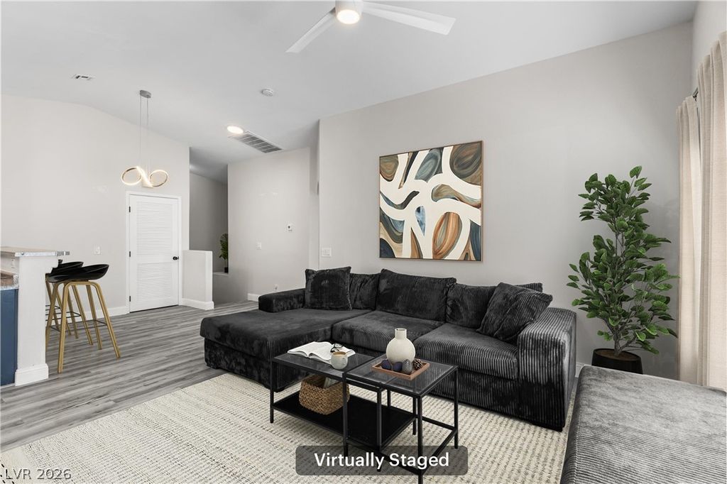 6434 Rusticated Stone Avenue 101, Henderson, NV 89011 — photo 2