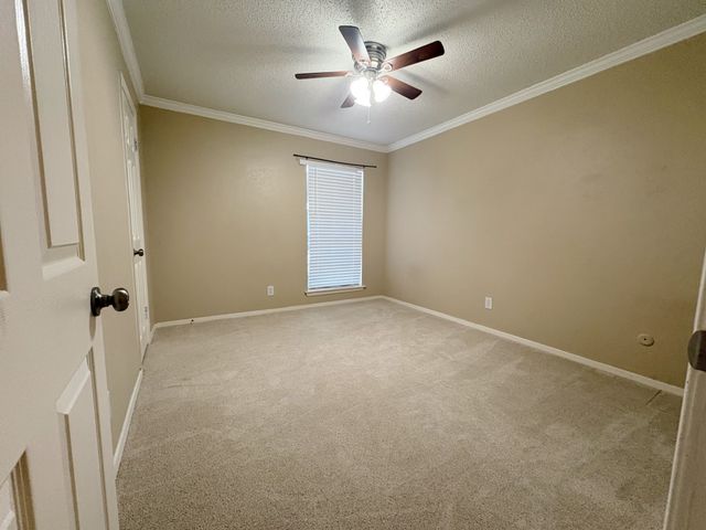 919 S Weatherred Drive 135, Richardson, TX 75080