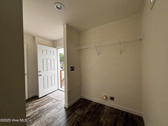 101 Blades Village Drive, Havelock, NC 28532