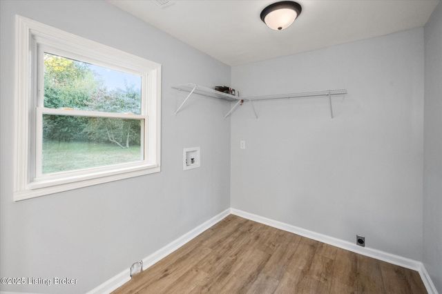 4321 Dohn Ave, Louisville, KY 40216