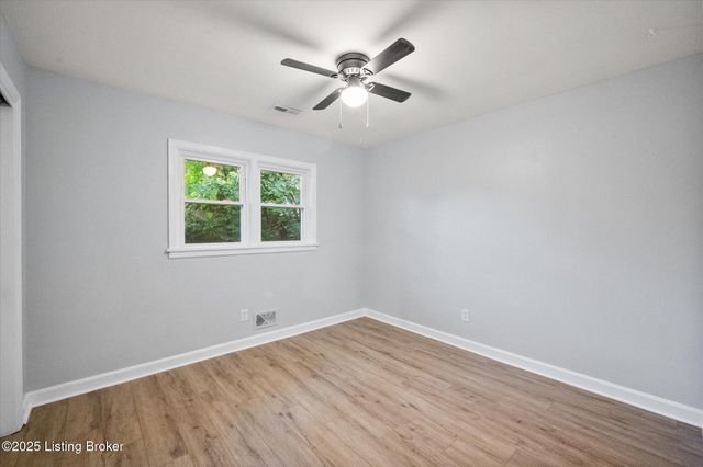 4321 Dohn Ave, Louisville, KY 40216