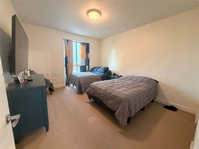 7270 SW 88th St B502, Miami, FL 33156