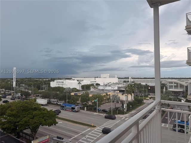 7270 SW 88th St B502, Miami, FL 33156