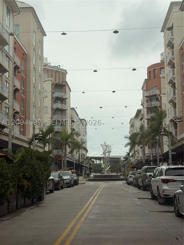 7270 SW 88th St B502, Miami, FL 33156