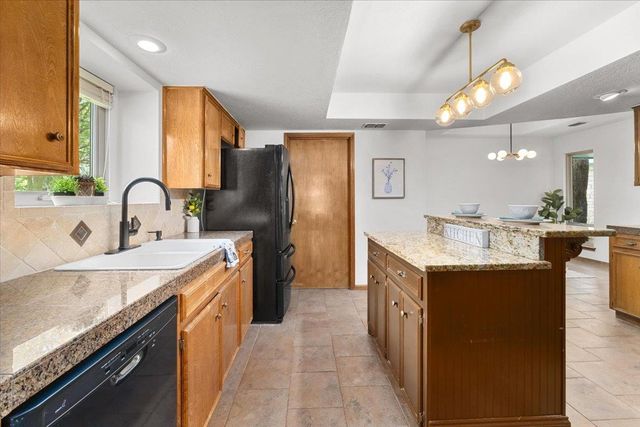 314 Turnstone DR, Buda, TX 78610