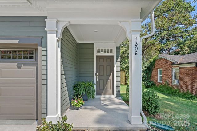1306 Moretz Avenue, Charlotte, NC 28206