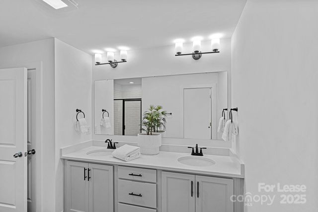 1306 Moretz Avenue, Charlotte, NC 28206