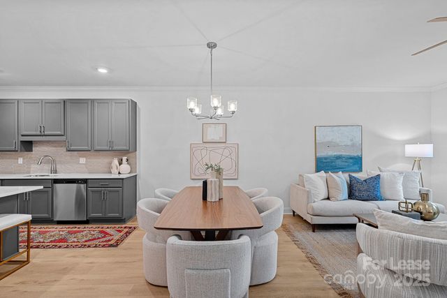 1306 Moretz Avenue, Charlotte, NC 28206