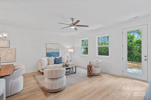 1306 Moretz Avenue, Charlotte, NC 28206