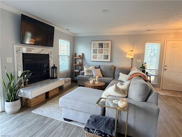 3457 Marabou LN, Virginia Beach, VA 23451