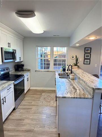 3457 Marabou LN, Virginia Beach, VA 23451