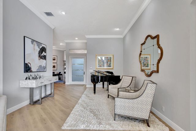 122 Andalusia Way, Palm Beach Gardens, FL 33418