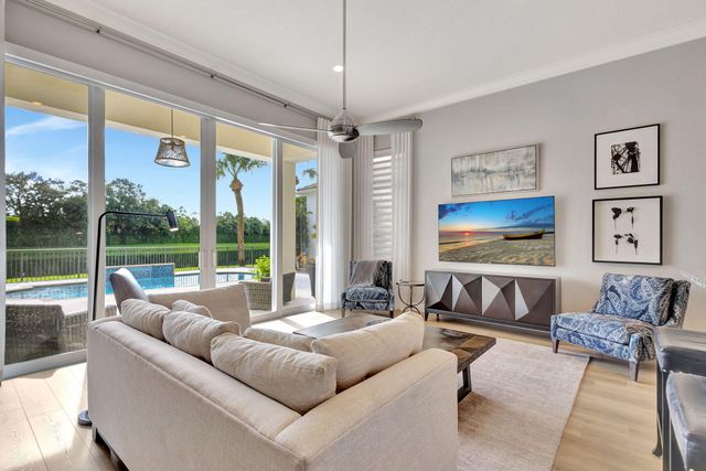 122 Andalusia Way, Palm Beach Gardens, FL 33418