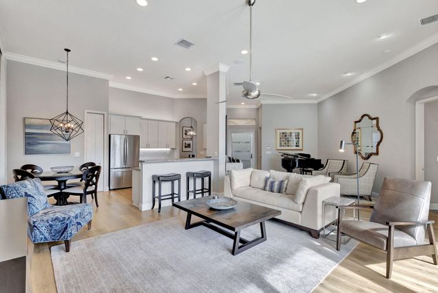 122 Andalusia Way, Palm Beach Gardens, FL 33418