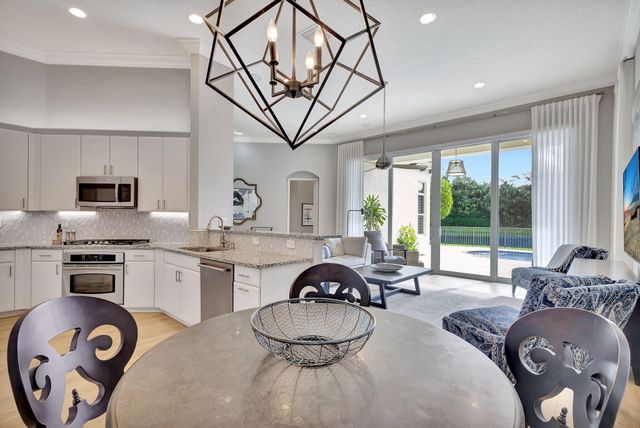 122 Andalusia Way, Palm Beach Gardens, FL 33418