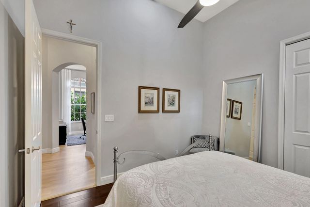 122 Andalusia Way, Palm Beach Gardens, FL 33418