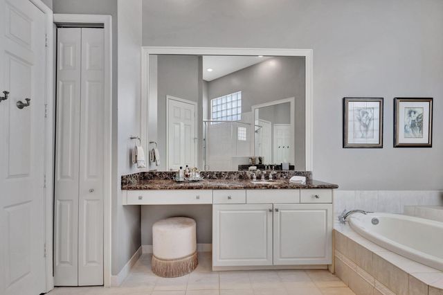 122 Andalusia Way, Palm Beach Gardens, FL 33418