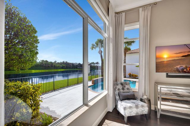 122 Andalusia Way, Palm Beach Gardens, FL 33418