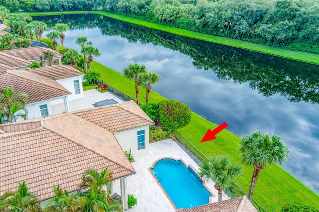 122 Andalusia Way, Palm Beach Gardens, FL 33418