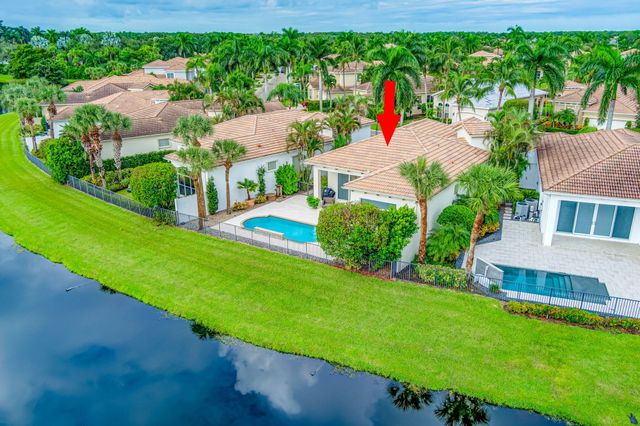 122 Andalusia Way, Palm Beach Gardens, FL 33418