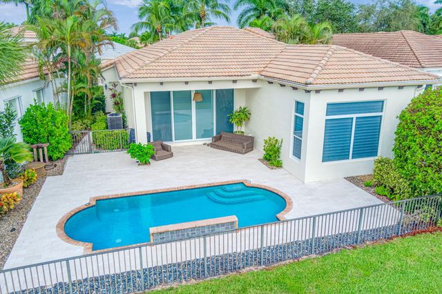 122 Andalusia Way, Palm Beach Gardens, FL 33418