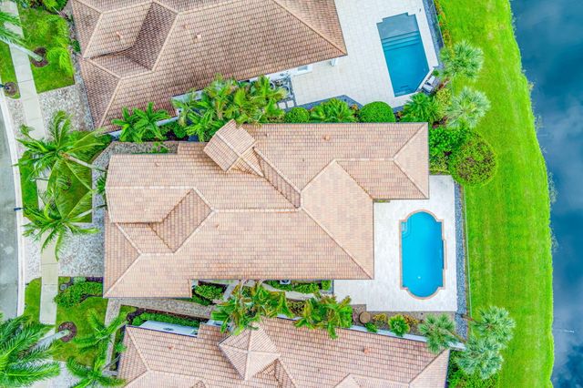 122 Andalusia Way, Palm Beach Gardens, FL 33418