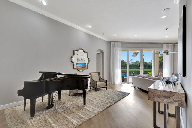 122 Andalusia Way, Palm Beach Gardens, FL 33418