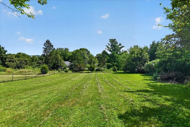 4686-4688 Capitol View Road, Middleton, WI 53562