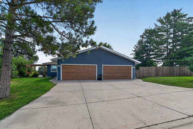 4686-4688 Capitol View Road, Middleton, WI 53562
