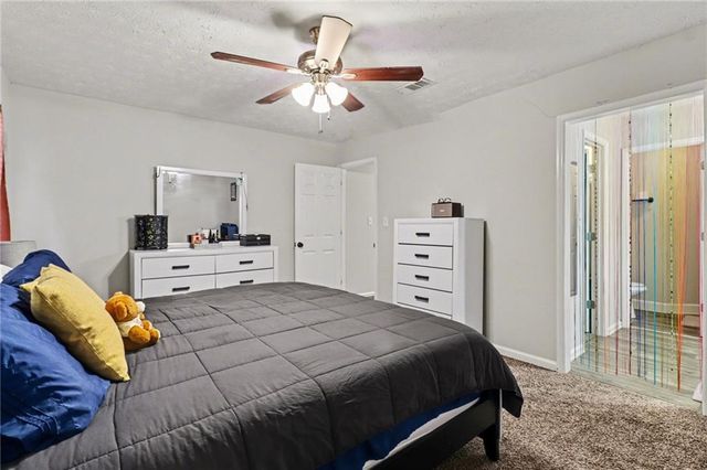 632 Woodknoll Court, Jonesboro, GA 30238