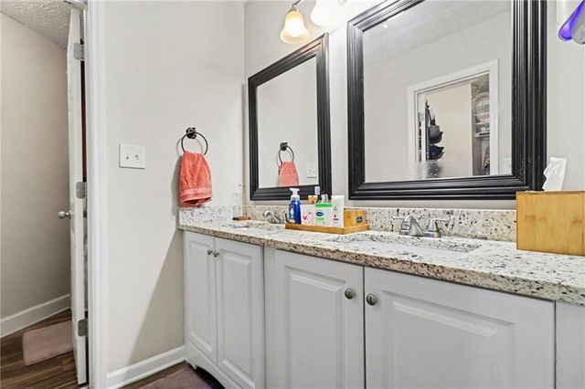 632 Woodknoll Court, Jonesboro, GA 30238