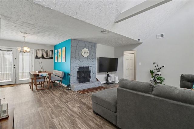 632 Woodknoll Court, Jonesboro, GA 30238