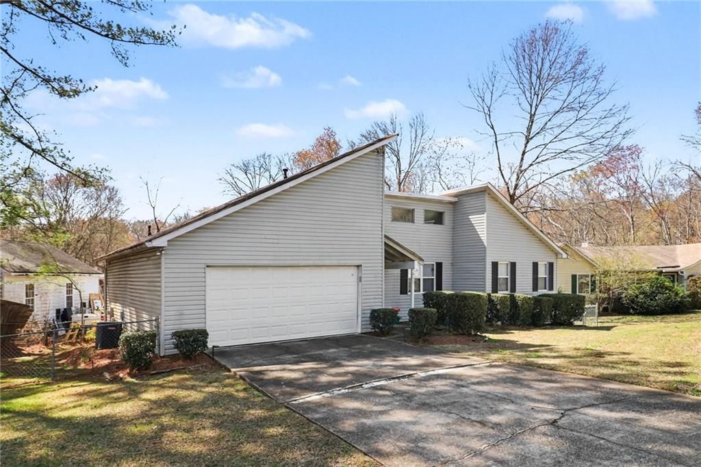 632 Woodknoll Court, Jonesboro, GA 30238