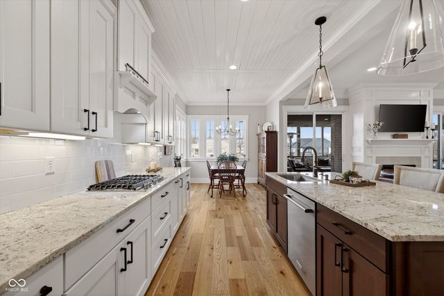 17127 Andry Court, Westfield, IN 46074