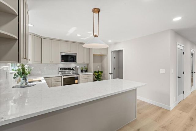 6130 Paseo Pueblo, San Jose, CA 95120