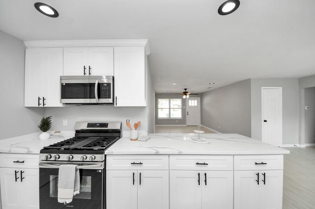 3923 Darlinghurst Drive, Houston, TX 77045