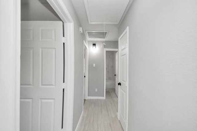 3923 Darlinghurst Drive, Houston, TX 77045