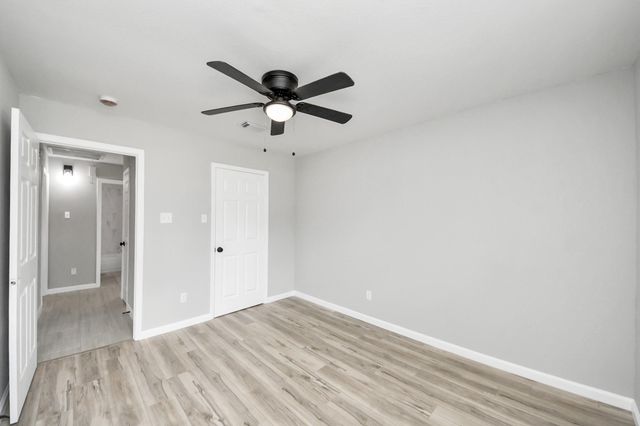 3923 Darlinghurst Drive, Houston, TX 77045