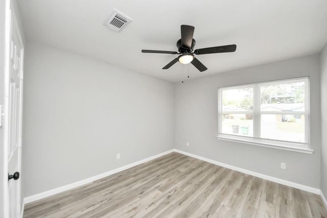 3923 Darlinghurst Drive, Houston, TX 77045