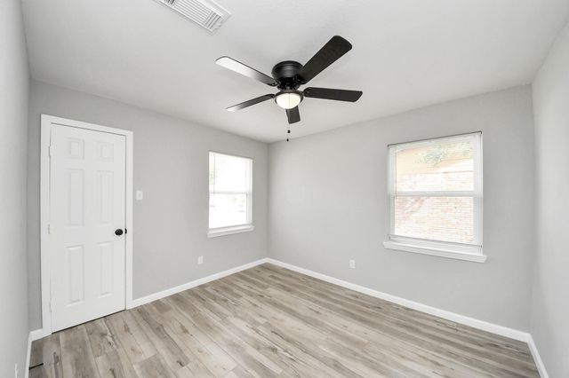 3923 Darlinghurst Drive, Houston, TX 77045