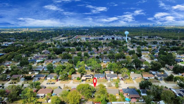 3923 Darlinghurst Drive, Houston, TX 77045