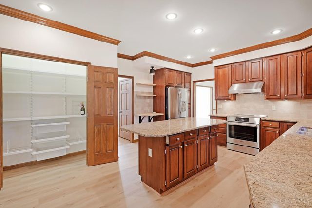 6684 Powner Farm Drive, Green Twp, OH 45248