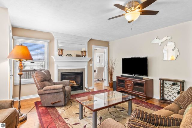 10057 E Leeward Shores Drive, Traverse City, MI 49684